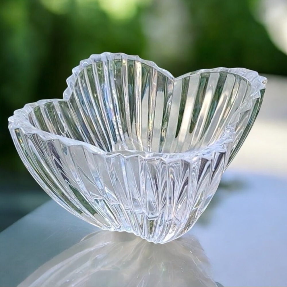 Vintage Crystal Glassware Mikasa Lydia Tulip Dish Elegant Home Decor Clear Glass